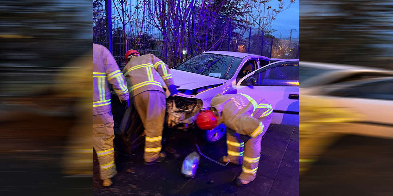 kayganlasan-yolda-kaza-oldu-2-kisi-yaralandi2