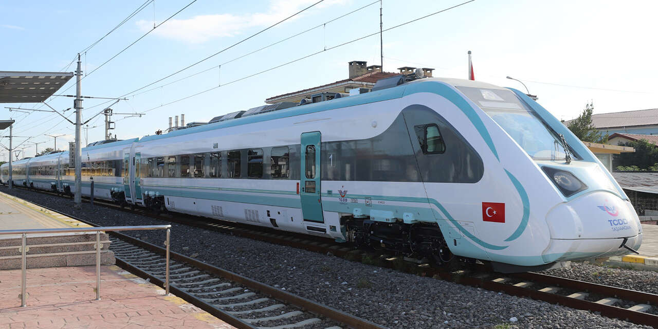 bakan-uraloglu-801-vagon-ile-rekor-kirdik-3