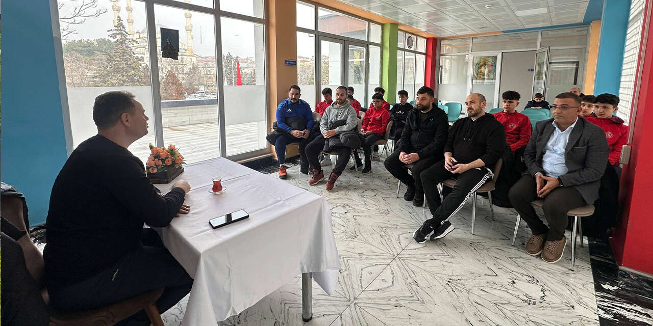 gelecegin-futbolculari-bulustu2