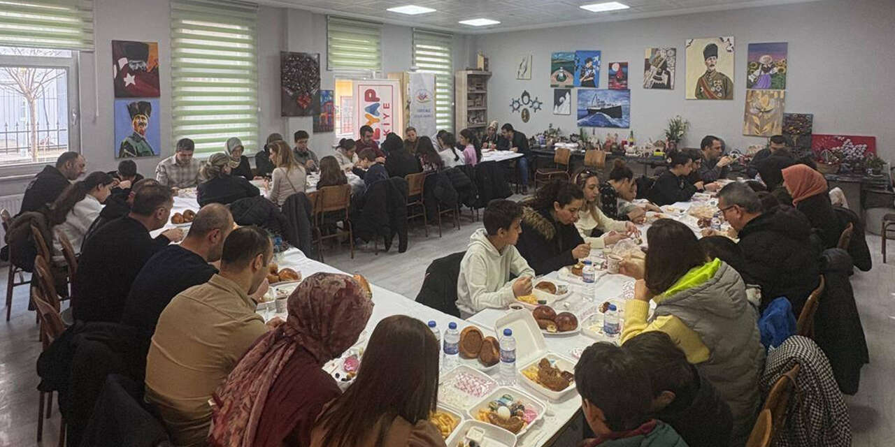 deneyap-atolyesinde-veliogrenci-kahvaltisi21