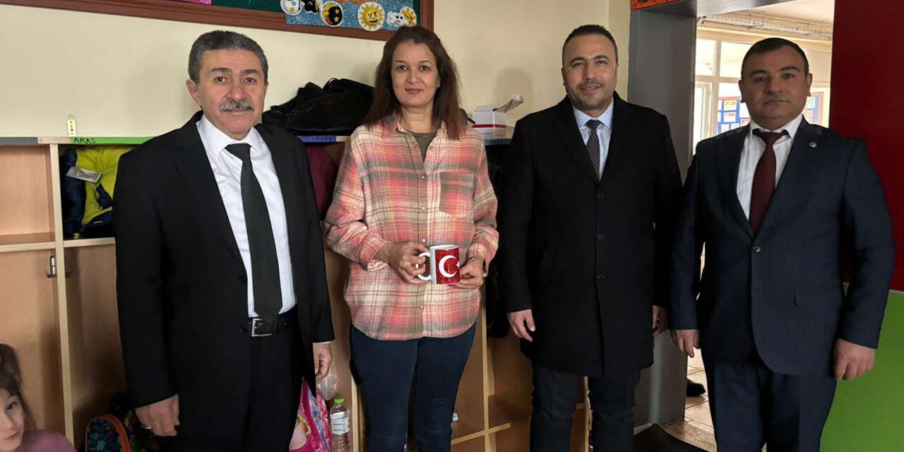 mhpden-bayrak-haftasinda-anlamli-ziyaret2