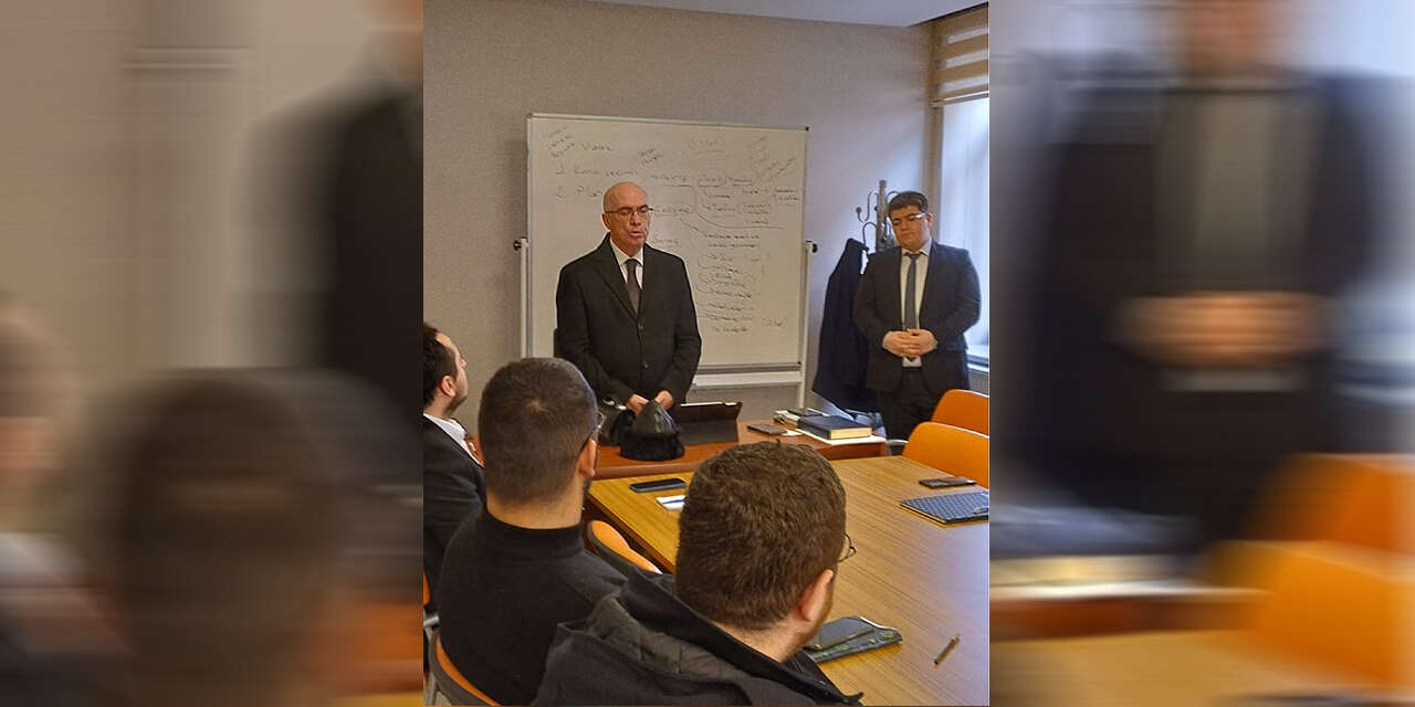 yuz-yuze-vaaz-kursuna-anlamli-ziyaret-2