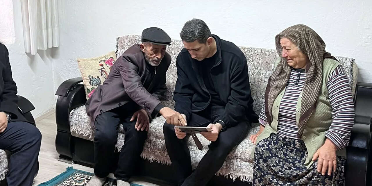 keskinde-deprem-sehitleri-dualarla-anildi3