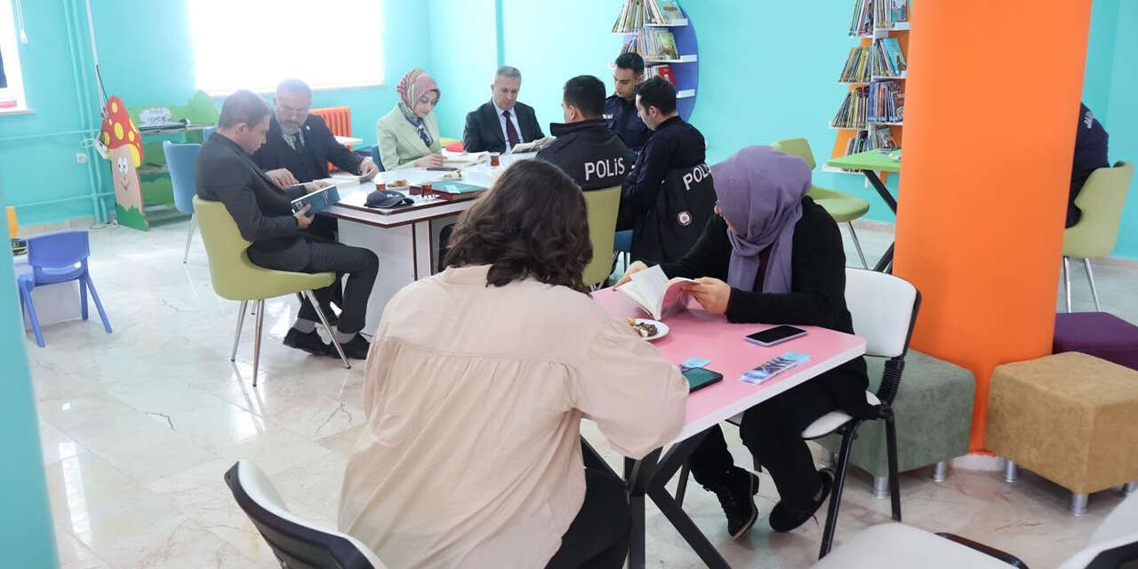 celebide-kutuphanede-kitap-okuma-etkinligi-2