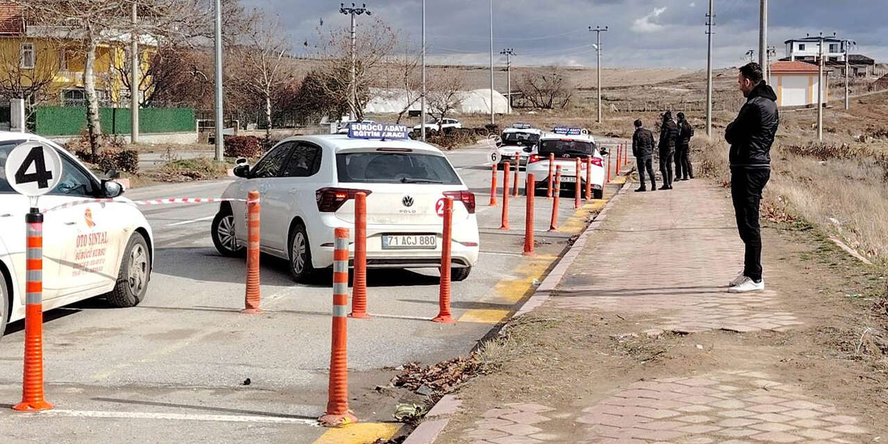 ehliyet-sinav-alanlarina-siki-denetim-2