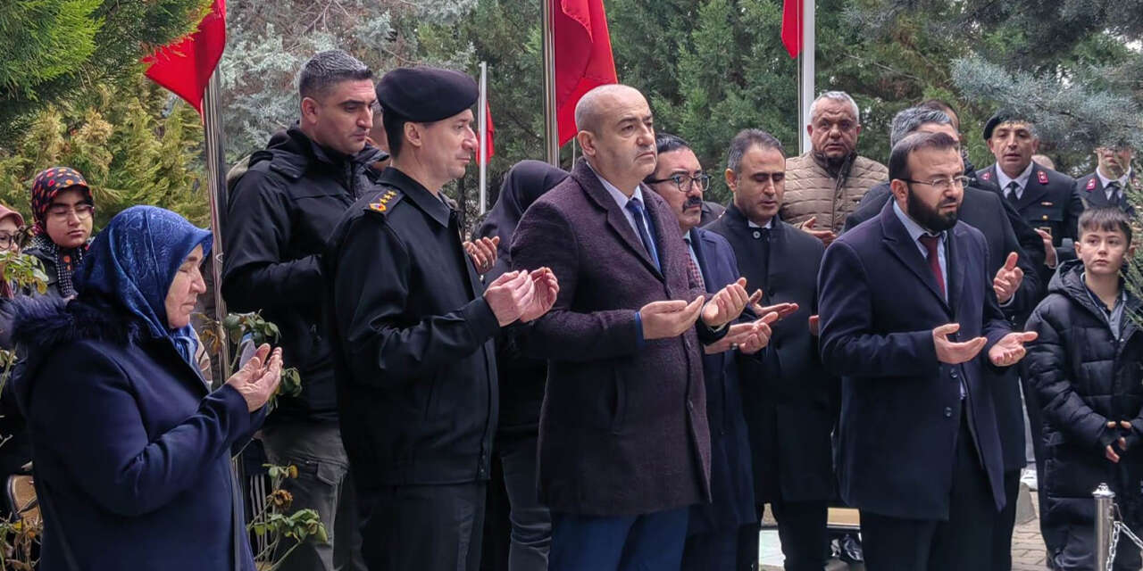 kirikkale-sehitliginde-duygu-dolu-anma-programi3