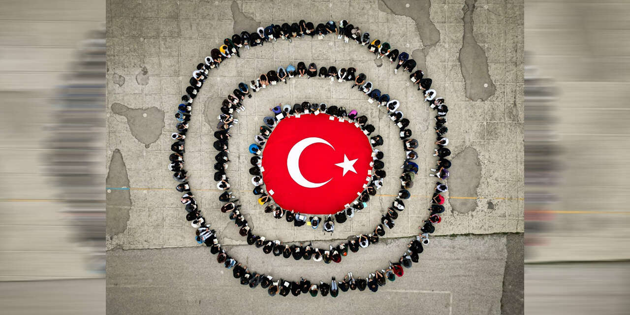 ucunculuk-getiren-o-kare-havadan-goruntulendi-2