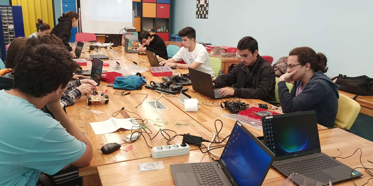 deneyap-turkiye-gelecegin-teknoloji-yildizlarini-ariyor-2