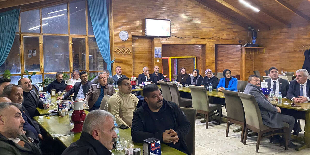 kirikkale-belediyesi-mahalle-muhtarlarinin-taleplerini-dinledi2