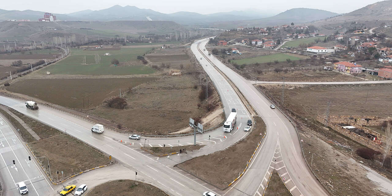 milletvekili-ozturk-kirikkale-kalecik-kavsagi-icin-dugmeye-basti-2