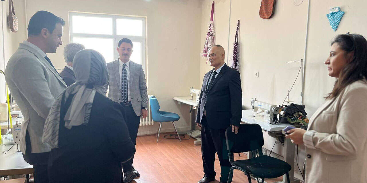 halk-egitim-kurslari-meslek-edindiriyor2