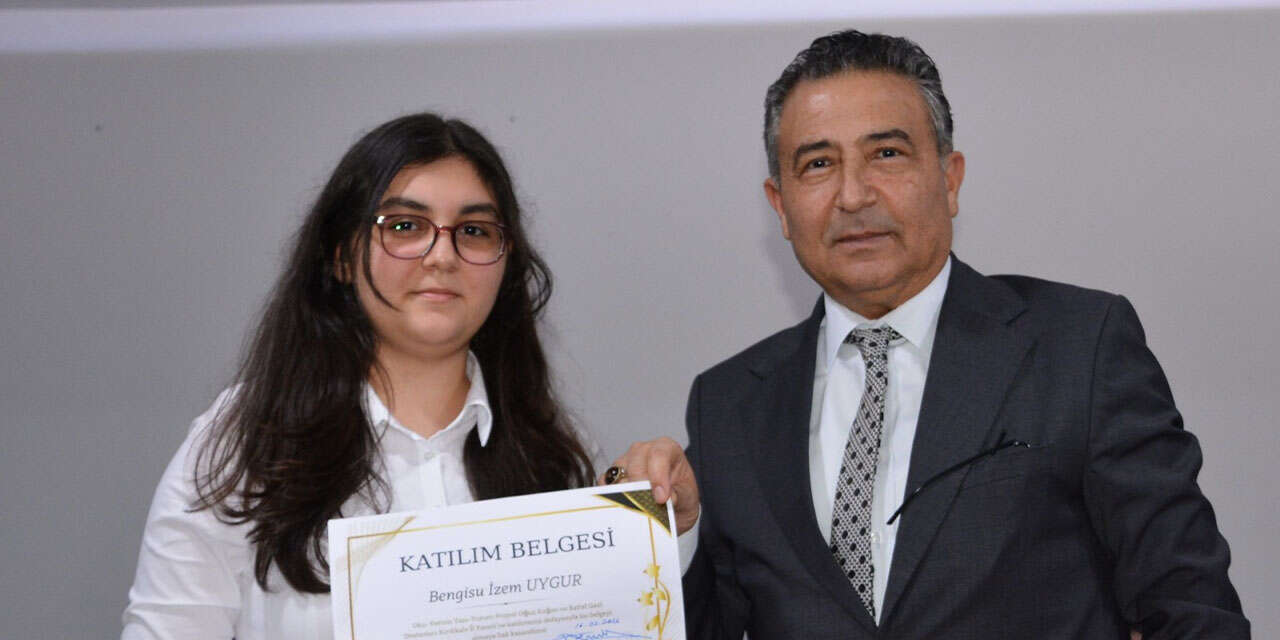 lise-ogrencileri-anlatti-davetliler-dikkatle-dinledi2