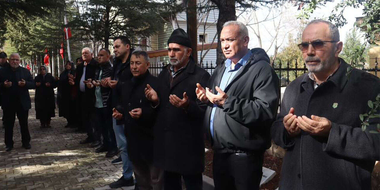 sehit-polis-mustafa-demirbas-dualarla-anildi2