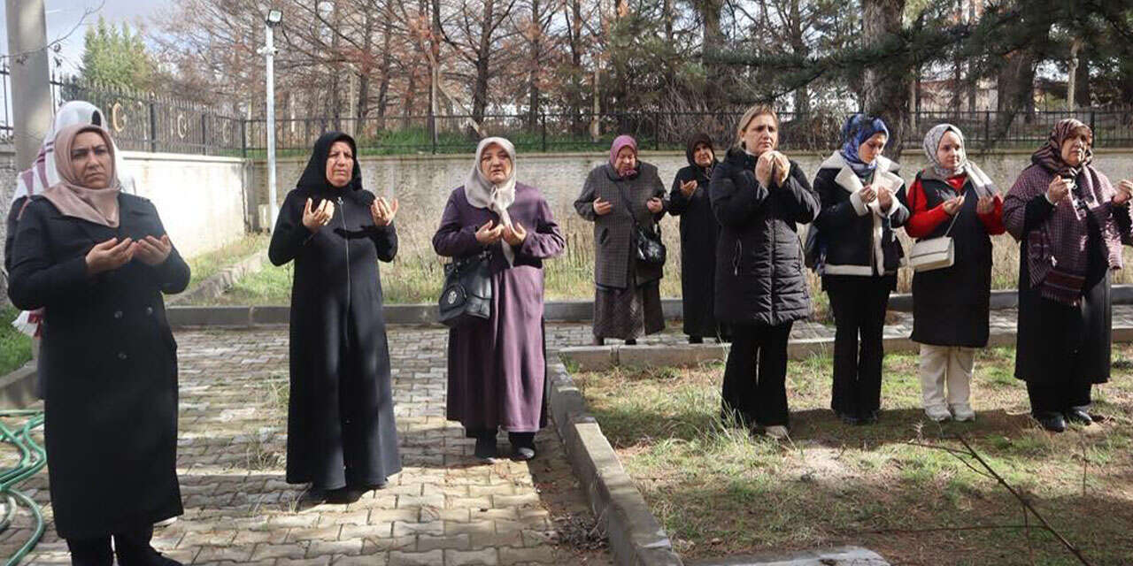 sehit-polis-mustafa-demirbas-dualarla-anildi3