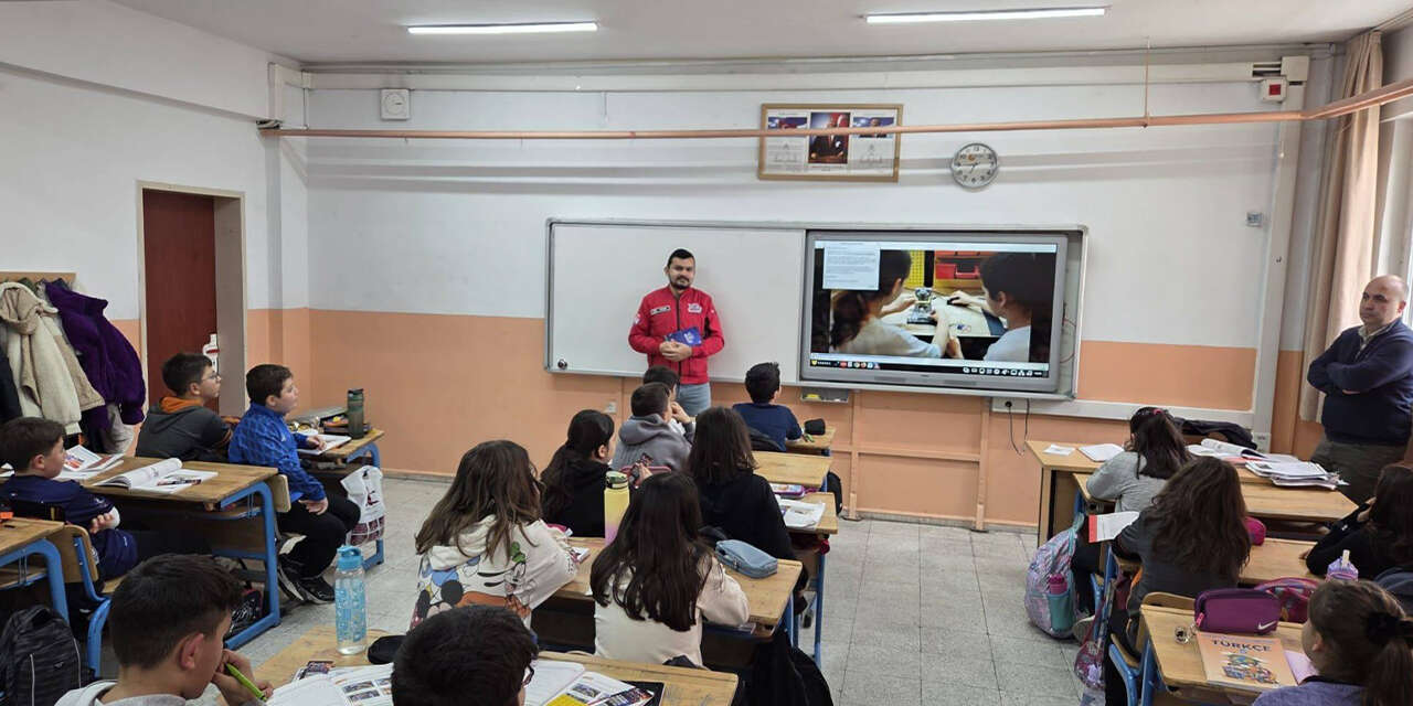 deneyap-atolyeleri-gelecegin-teknoloji-yildizlarini-ariyor-3