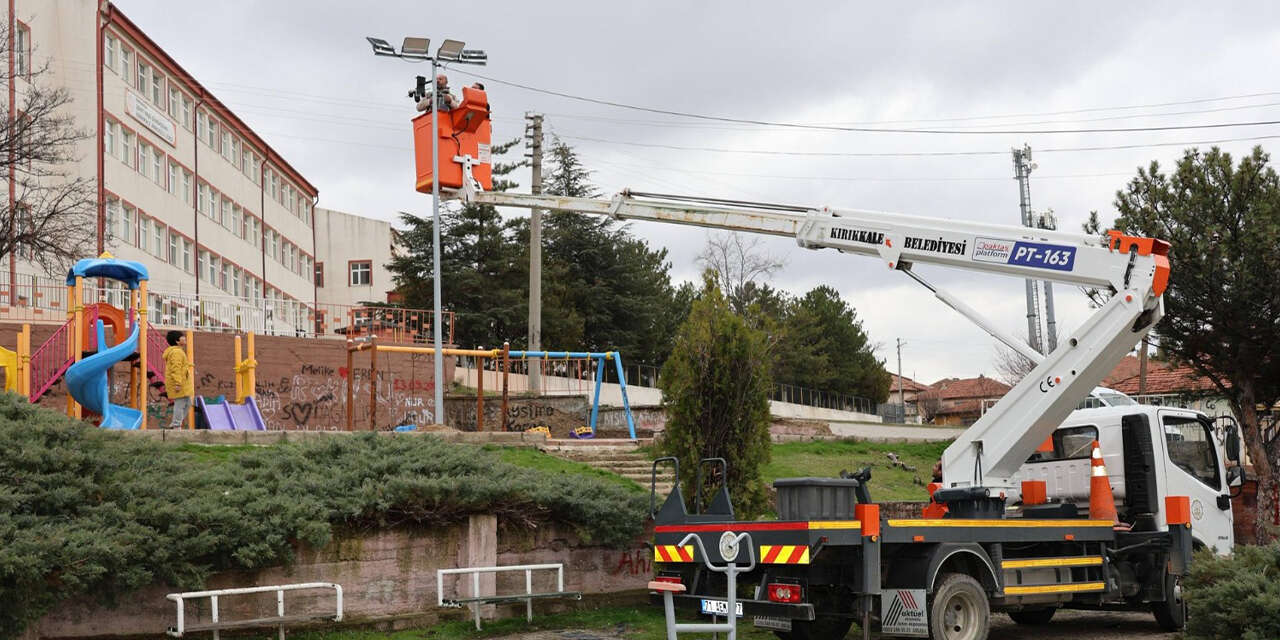 parklarda-cocuklar-simdi-daha-guvenli-2