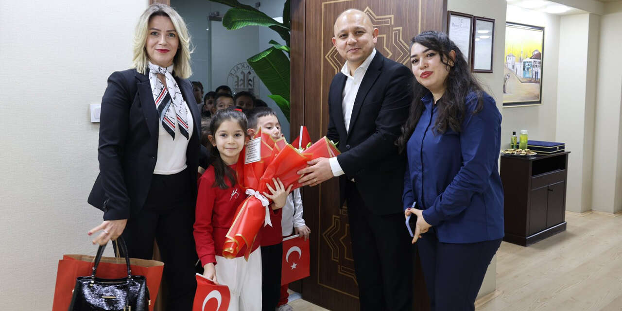 minik-ogrencilerden-onala-anlamli-ziyaret-2