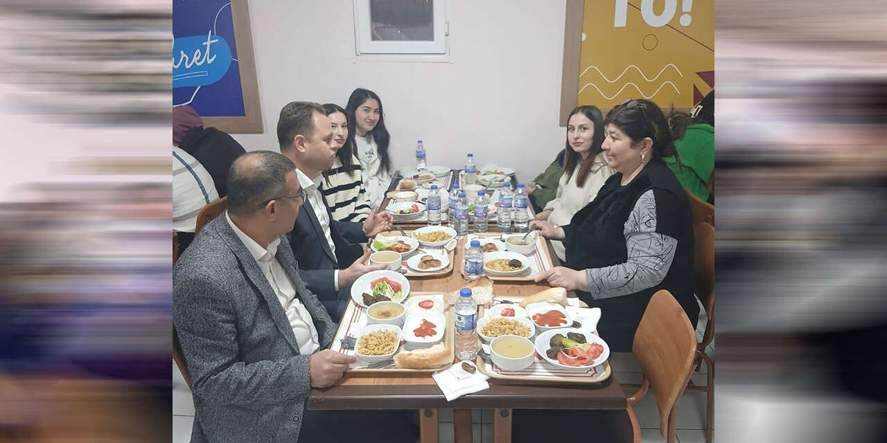 kaletepe-kiz-ogrenci-yurdunda-manevi-iftar-bulusmasi2