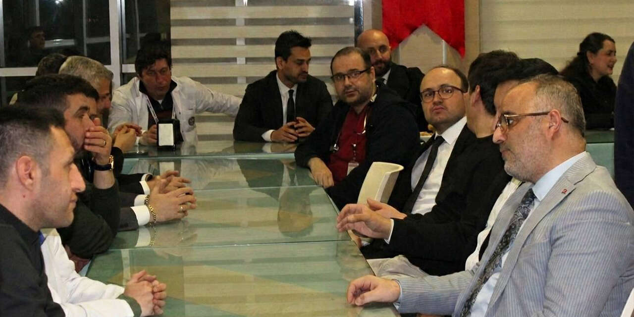 yuksek-ihtisas-hastanesi-calisanlari-iftarda-bulustu2