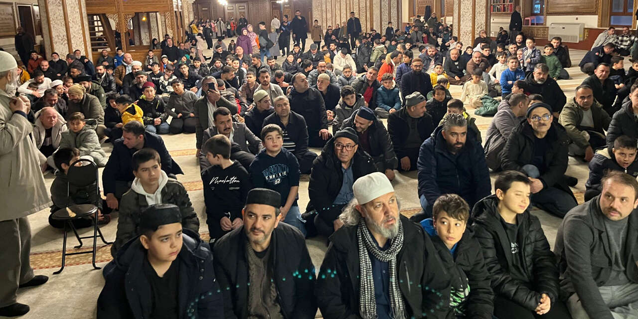 kirikkalede-cocuklar-sabah-ve-teravih-namazinda-bulusuyor2