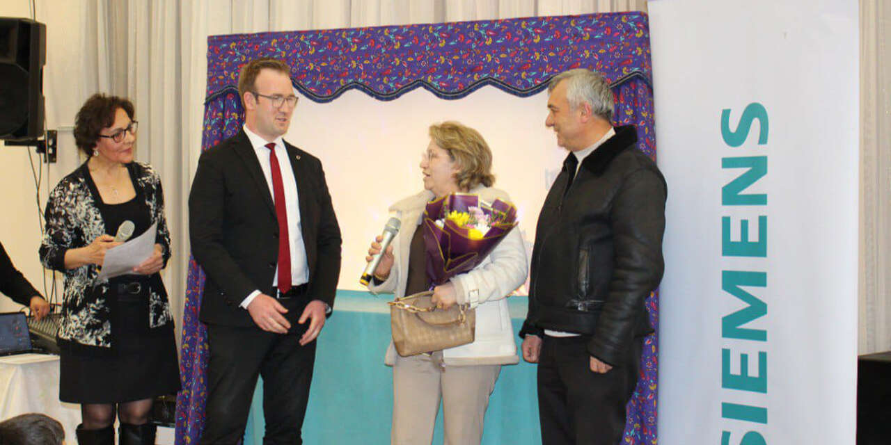 kasaba-kultur-sanat-hacivat-ve-karagozu-cocuklarla-bulusturdu-2