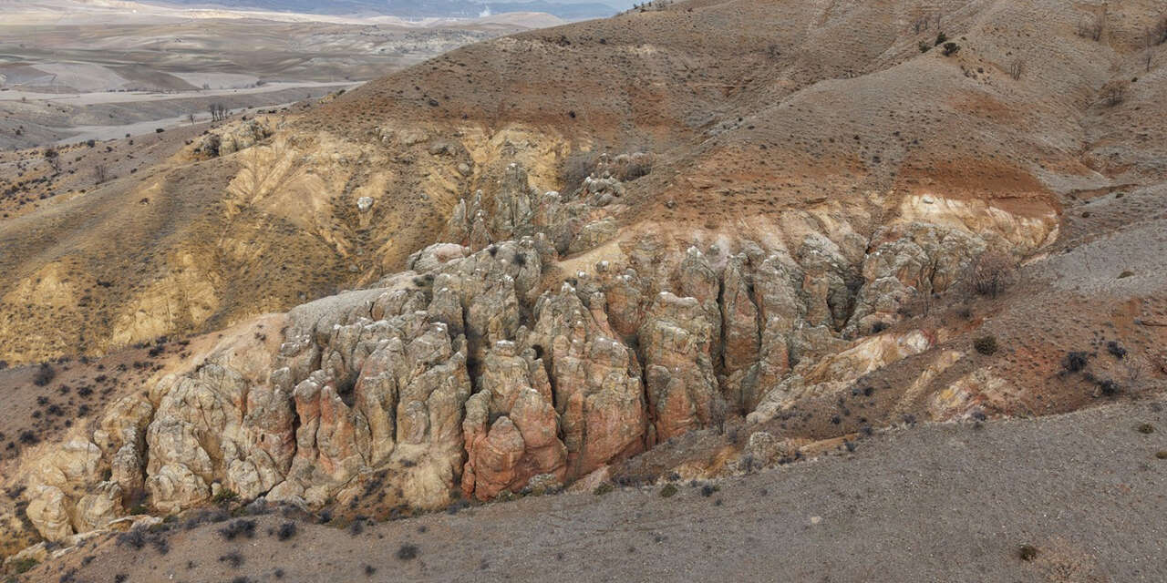 kirikkalede-doganin-sekillendirdigi-kayalar-ilgi-cekiyor-2