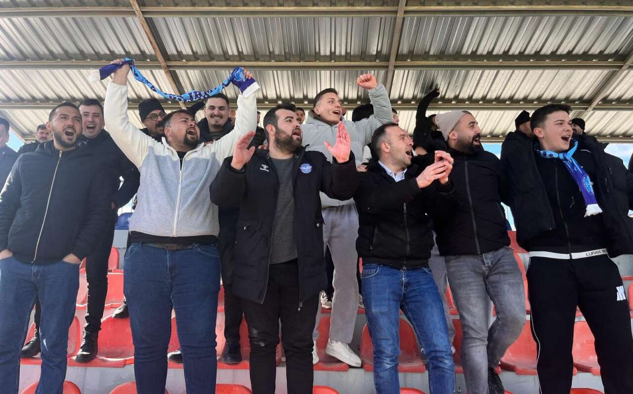 super-amator-ligde-liderlik-yarisi-kizisiyor