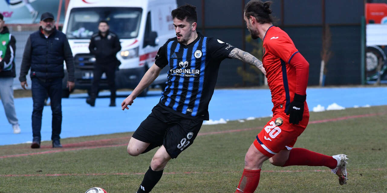 tff-3-lig-2-grup-ekiplerinden-erciyes-38-fk-ligin-23-haftasinda-evinde-oynadigi-macta-kirikkale-fkyi-1-0-maglup-etti-mavi-siyahlilar-ligde-2-mac-aradan-sonra-kazandi-2