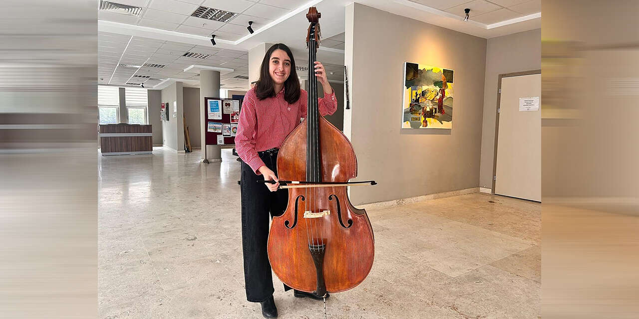 bu-cocugun-kulaklari-radar-kadar-hassas-3