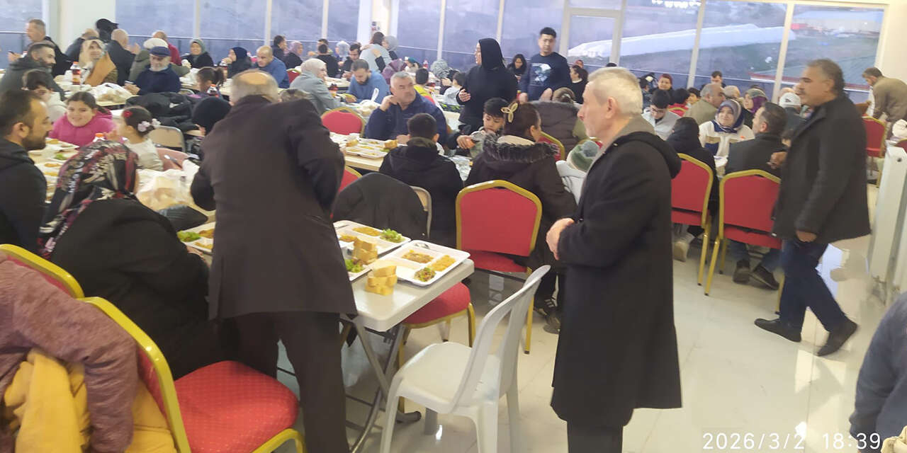 islami-degerler-kulliyesi-ramazan-boyunca-ucretsiz-iftar-veriyor3