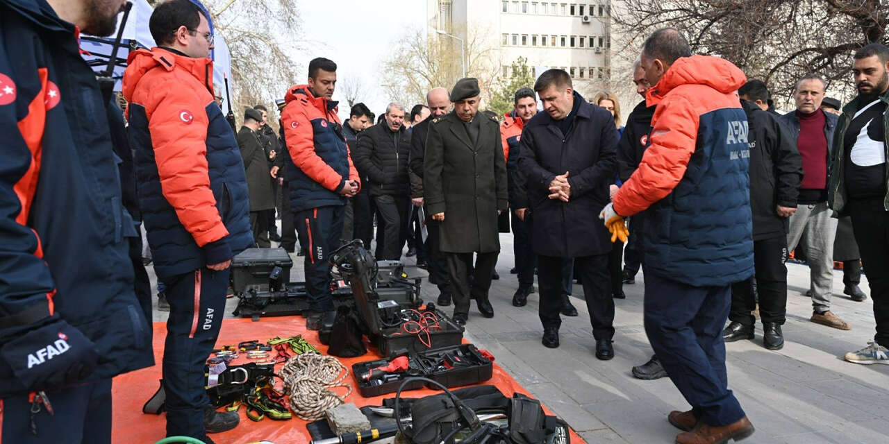 afaddan-deprem-haftasinda-guclu-mesaj-afetlere-haziriz2