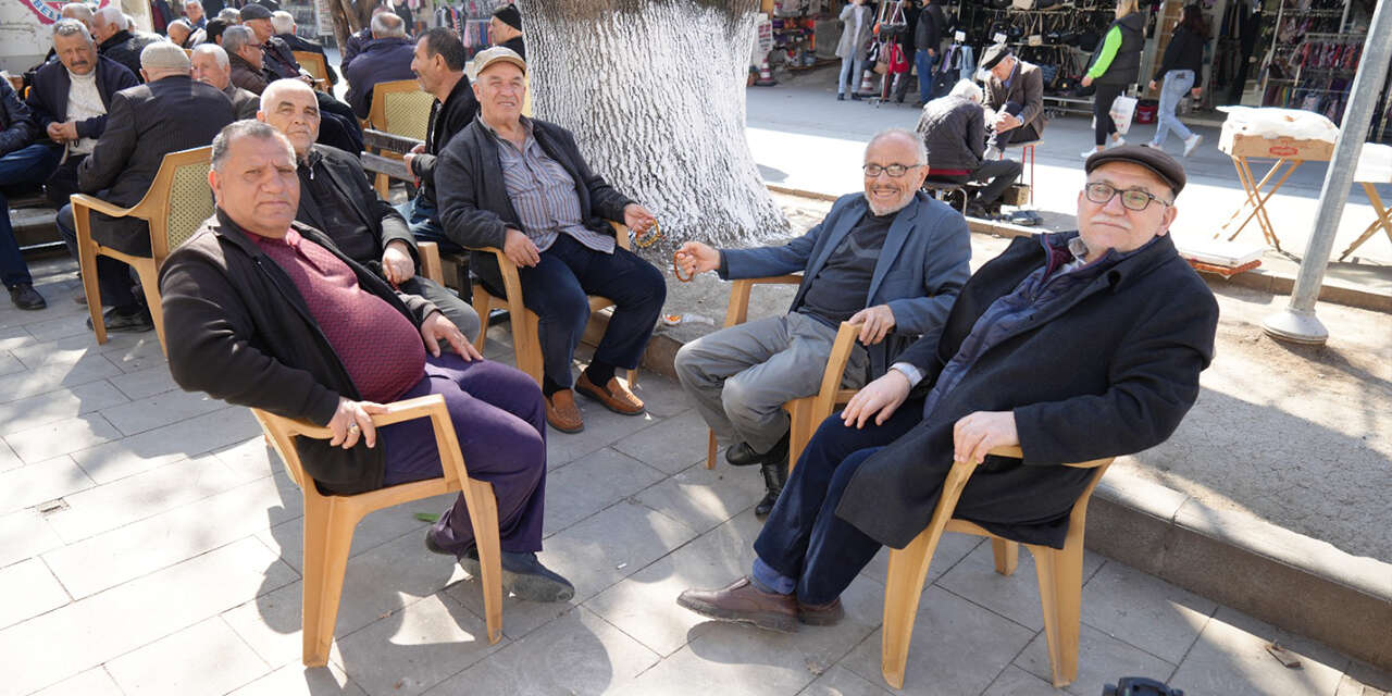 emeklilerin-bayram-ikramiyesi-kesinlesti-iste-o-kesin-rakam2