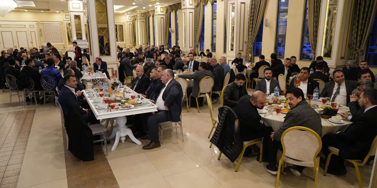 musiad-ailesi-iftarda-bulustu-var-gucumuzle-calisiyoruz2