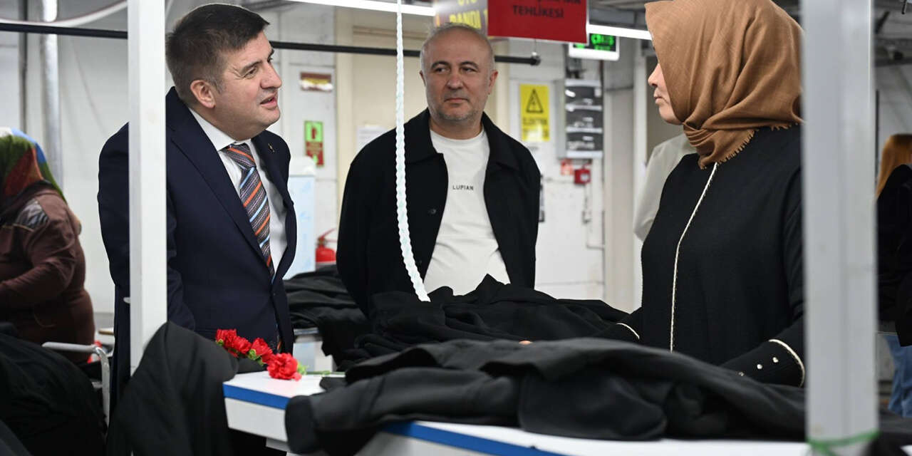 vali-sariibrahimden-kadin-calisanlara-8-mart-ziyareti3