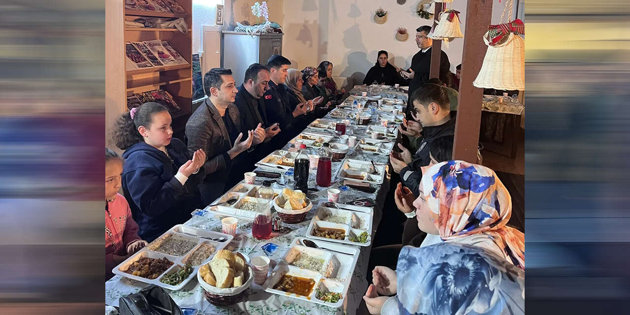 keskinde-cocuklar-ve-aileler-iftarda-bulustu2