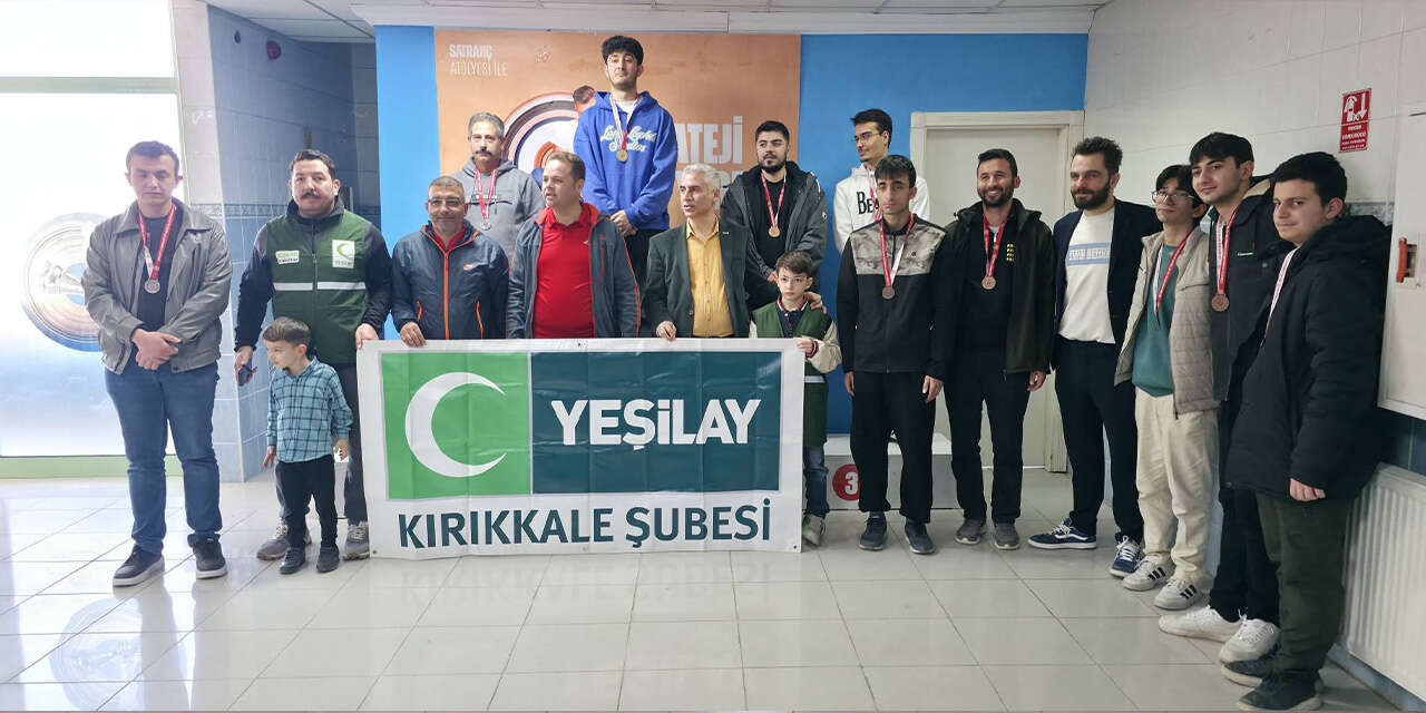 satranc-turnuvasinda-zamanla-yaris-2