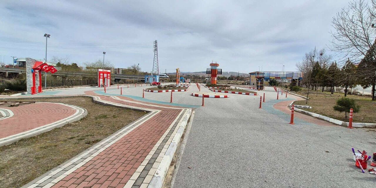 bahsilida-adeta-curumeye-terk-edilmisti-vali-sariibrahim-talimat-verdi3