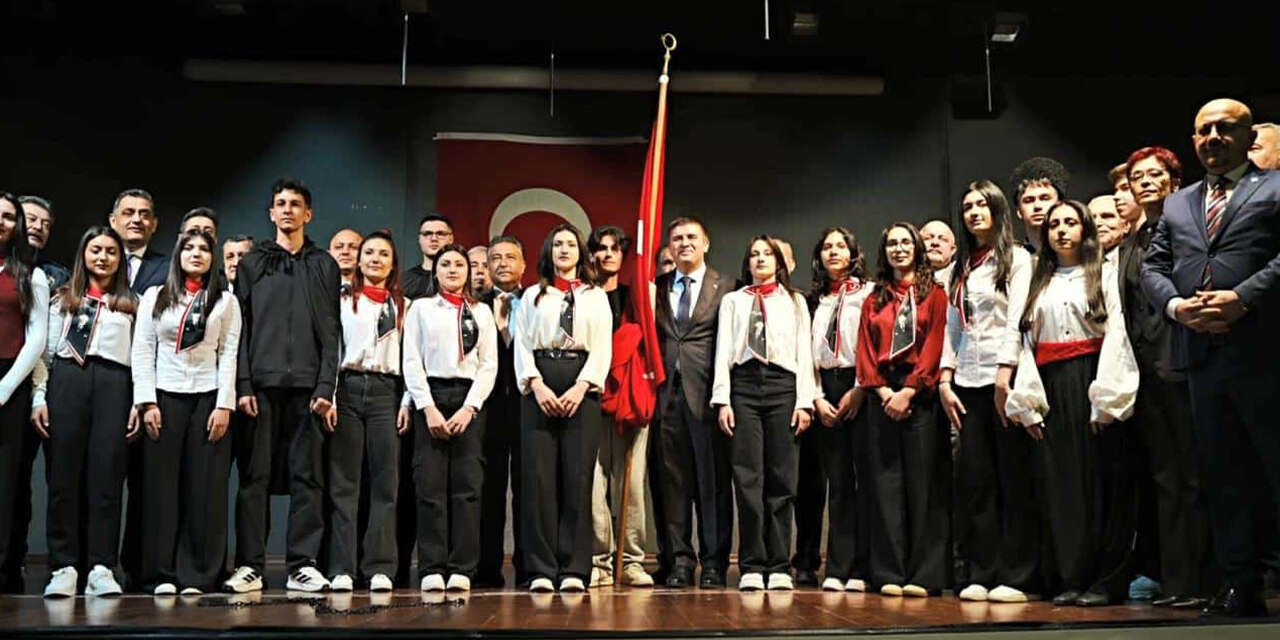 istiklal-marsi-bir-milletin-hurriyet-haykirisidir1