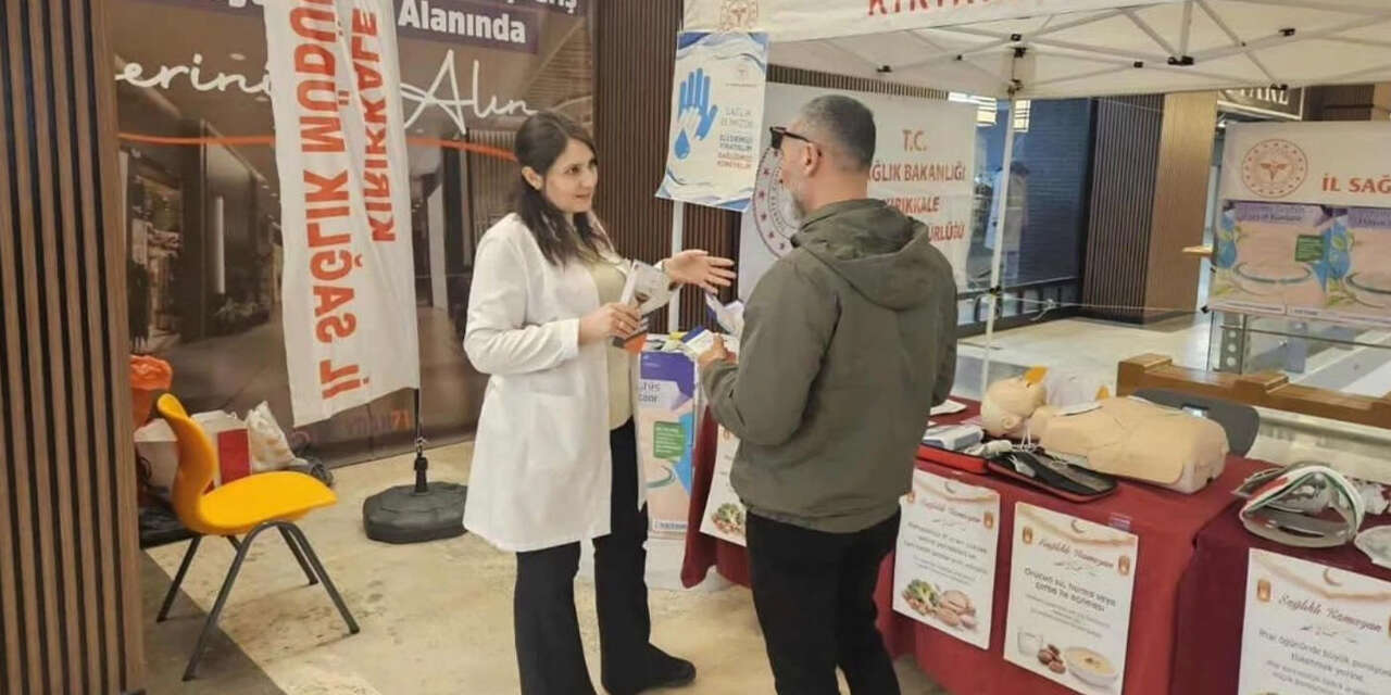 il-saglik-mudurlugunden-avmde-saglik-seferberligi1