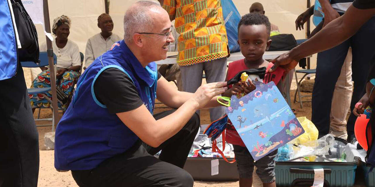 zekat-ve-bagislar-ihtiyac-sahiplerine-ulastiriliyor-2