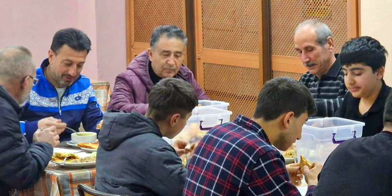 ogrencilerle-sahur-bulusmasi13