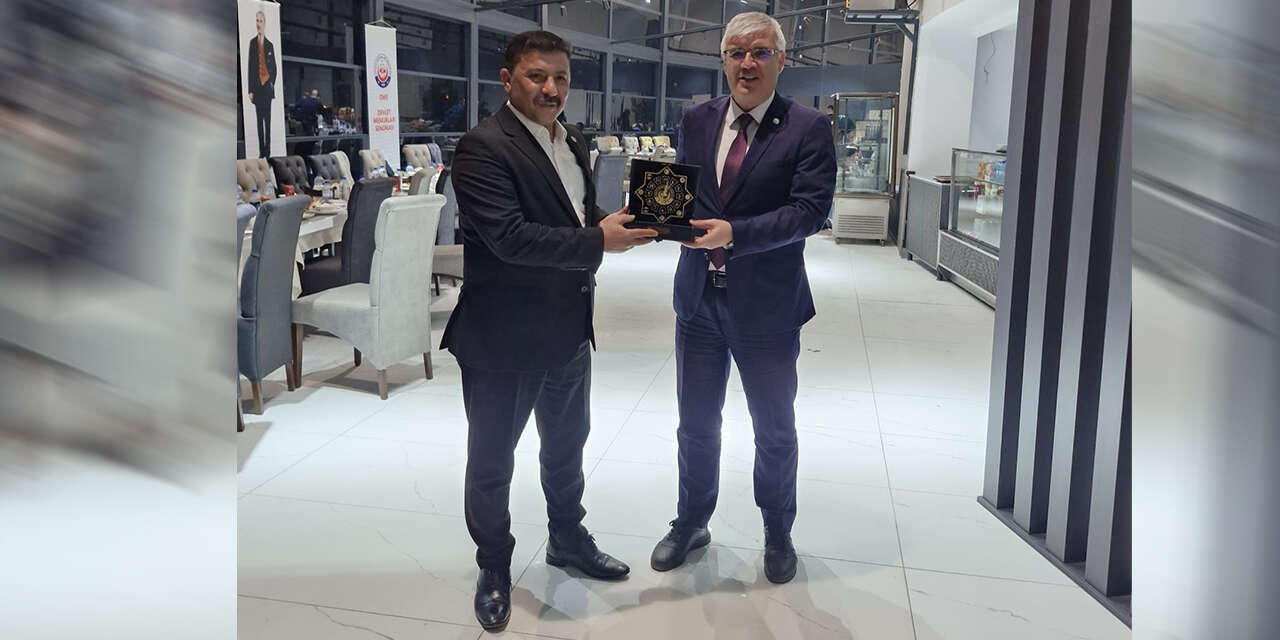 devlet-memurlari-sendikasi-iftarda-bulustu-3