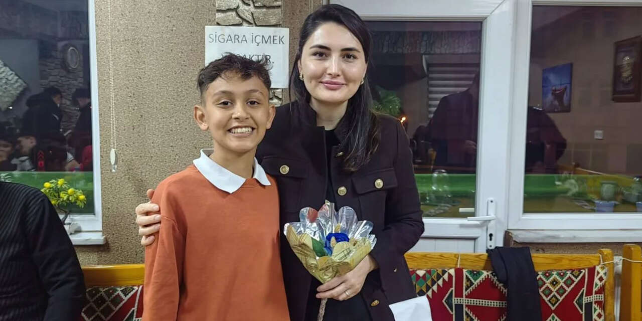 basarili-ogrenciler-iftarda-bulustu2