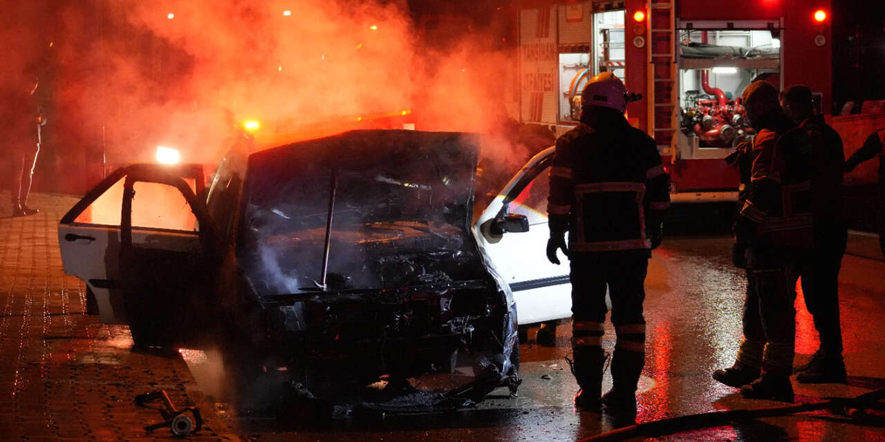 bayram-icin-yegeninden-emanet-aldigi-arac-alev-alev-yandi-3