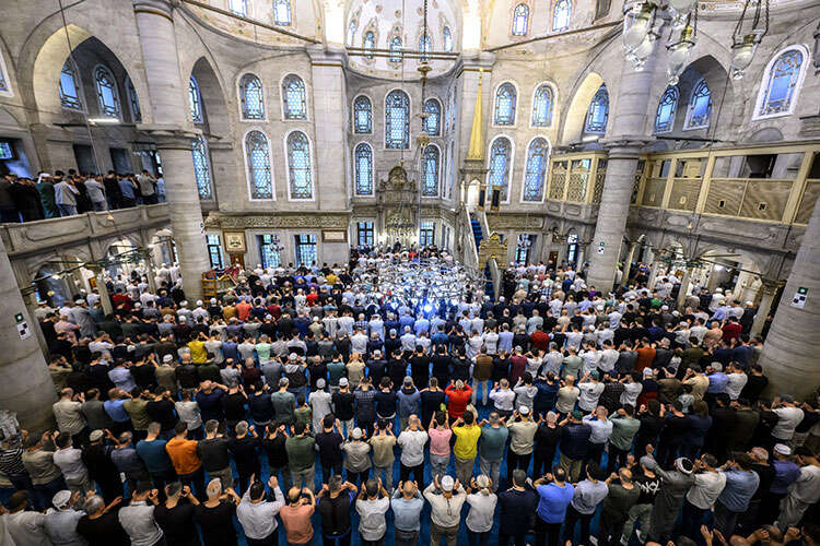 ramazan-bayram-namazi-nasil-kilinir