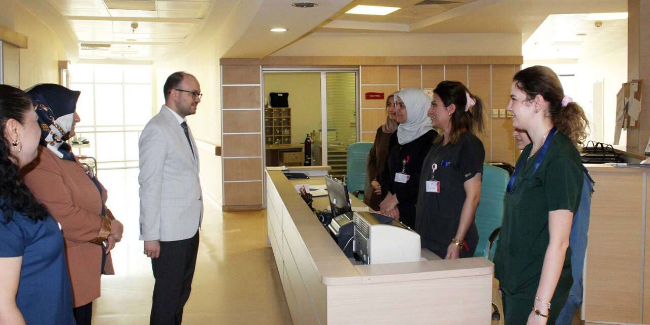 bashekim-varoldan-hastane-personeline-bayram-tebrigi3