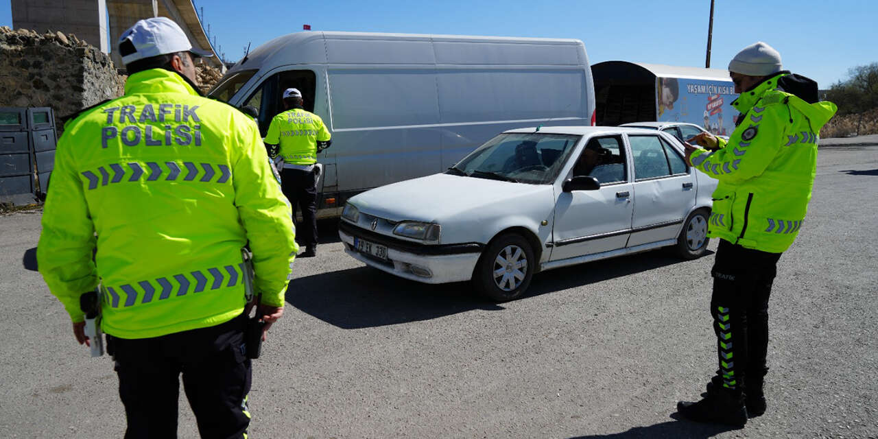 app-plaka-ve-multimedya-cezalarinda-karar-erdogan-acikladi-2