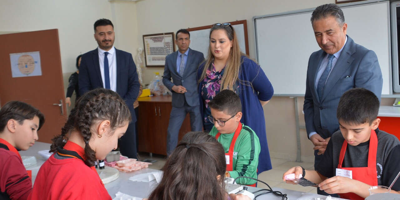 ogrencileri-heyecanlandiran-yolculuk-basladi3