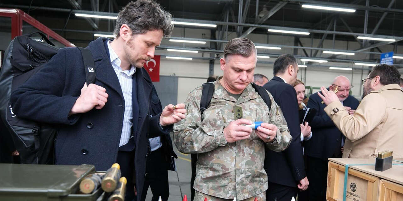 litvanya-heyetinden-mkeye-ziyaret-is-birligi-mesaji-verildi2