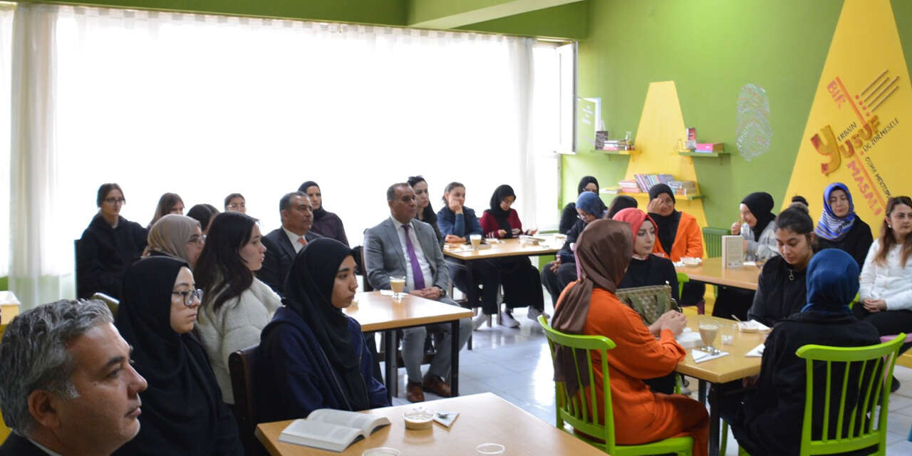 imam-hatip-liselilerin-etkinligi-buyuk-ilgi-gordu3